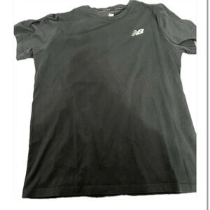 Men’s New balance tshirt